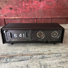 Radio Only – Vintage Midland Flip Clock AM/FM Radio Model 11-388 Brown