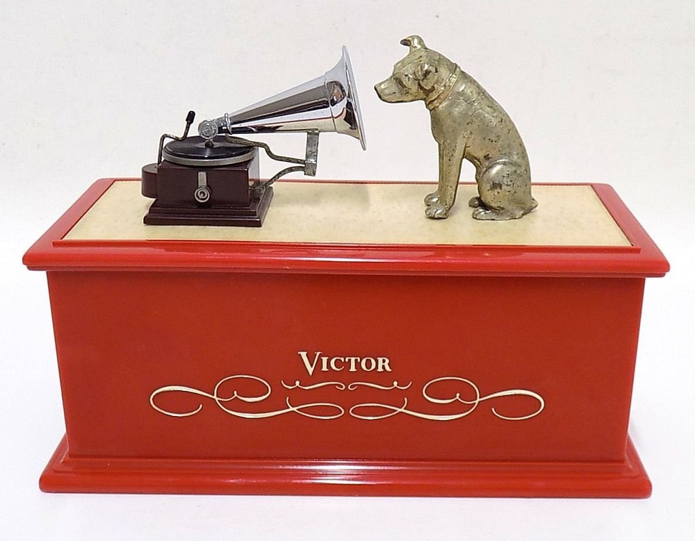 1D679 Victor Nipper Dog Transistor Radio Antique 6H-133 Newpawn