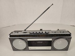 Vtg Sears Roebuck & Co SR-3000 Series Silver Mini Stereo Cassette Boombox READ