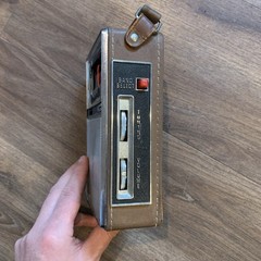 Vintage GENERAL ELECTRIC Portable AM/FM Radio w/ Cover P977B works perfectly 📻