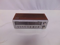 Vintage Soundesign AM/FM/ TV Electronic Clock Radio #3772 Hong Kong 11 x 6 x 4&Prime;