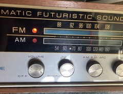 Vintage Space Age COMMODORE FUTURISTIC SOUND Radio JAPAN MCM Mod Design