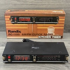 Vintage RANDIX RC-1100 AM/FM Digital Clock Radio With Kitchen Timer