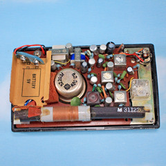 📻 Vintage Hitachi TH-848 8 Transistor AM Radio With Case – Working PLEASE READ
