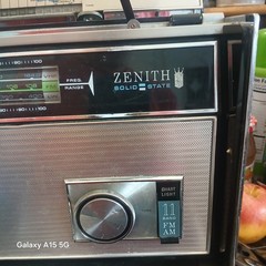 Zenith Trans Oceanic Royal D7000Y Solid State Portable Radio 11 Band WORKING!