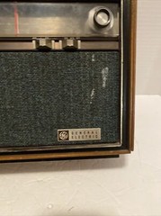 Solid State Vintage GE General Electric AM FM Radio Dual Speakers