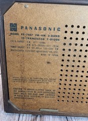 Panasonic Am Fm 2 Band RE-74 Vintage ￼Wood Cabin Solid State Radio