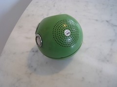 Vintage Space Age Panasonic Panapet AM Radio – Green R-70