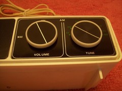 Rare! Vintage Emerson AM Desktop Radio Model TA-81, White, Taiwan, Free ship!