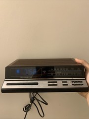 Realistic Chronomatic 268 Model 12-1578 Alarm Clock Radio