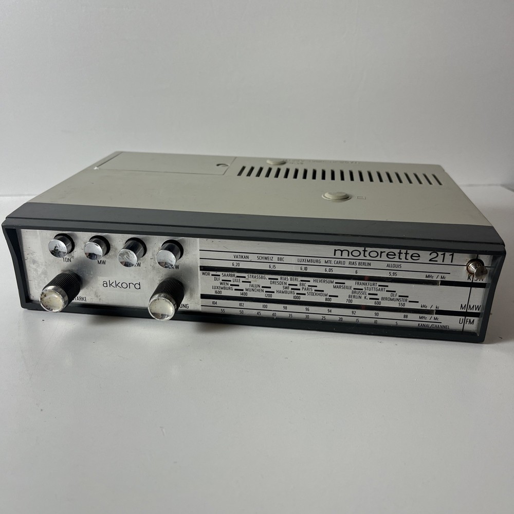 Vintage Akkord Motorette 211 AM FM Radio Made in West Germany Parts Repair