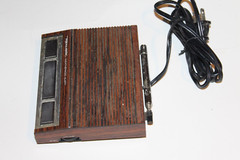 Realistic Model 12-140 Weatheradio Weather Alert Radio Vintage Faux Wood Grain