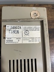 Vintage Motorola TT8EN Solid State AM/FM Radio