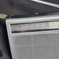 Vintage Sony Portable 2-Band AM-FM Radio Receiver Model TFM-6160W *Tested/Works*