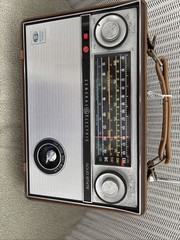 Vtg General Electric World Monitor P-990A 17 Transistor 5 Band Radio Tested