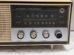 Vintage National Panasonic RE-744 FM AM 2-Band Tube Radio Made in Japan ~