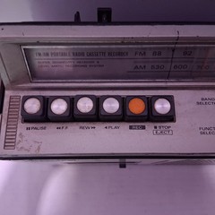 VINTAGE Hitachi TRK-5305H AM/FM Radio Cassette Recorder Portable Retro Untested