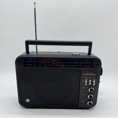 GE Superadio Model 7-2887A AM/FM Long Range Portable Radio Tested Working