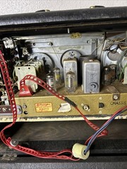 Vintage Zenith TransOceanic ShortWave Radio, model B600