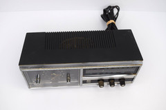 Vintage Magnavox Solid State Alarm Clock Radio Model FM16 Black