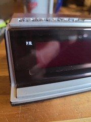LeGant Alarm Clock Radio E-904 Vintage EXCELLENT USED CONDITION TESTED & WORKING