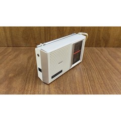 Panasonic RF-541 Vintage Portable AM FM Transistor Radio Off-White Japan MCM