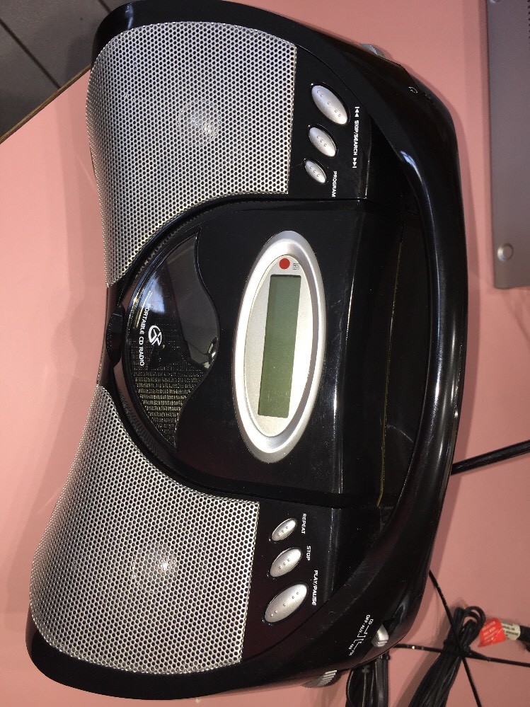 gpx bcd2306blk boombox radio Rare slanted