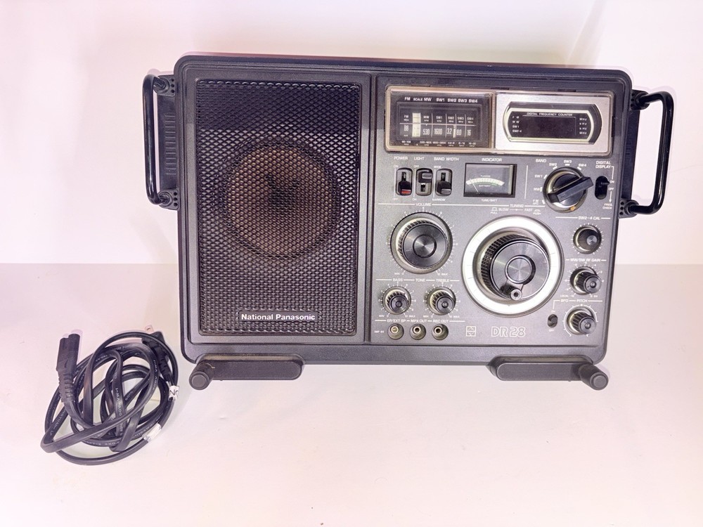 Panasonic RF-2800B DR28 FM MW SW Radio Digital Display Tested Working