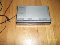 Vintage Sanyo RM6100 Super Thin Am/FM Clock Radio 1982, Works