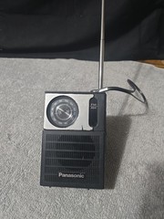Vintage PANASONIC Portable Am/Fm Radio Model RF-508 9v Battery Power Works As is