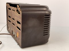 Working Motorola Tube Radio 1939 Art Deco Design Bakelite Model 61A MID CENTURY