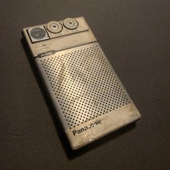National Panasonic R-012 Portable Radio