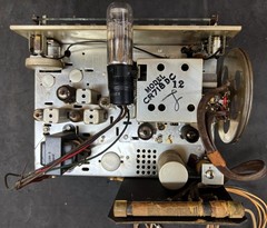 Magnavox AMP-142AA 6V6 Tube Amp & CR718DC Tuner from 292C Console