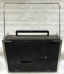 Vintage National Panasonic RF-5000? Multi-Band Radio for Parts / Restoration