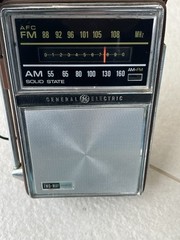 G.E. Vintage Portable Radio Solid State AM/FM Model