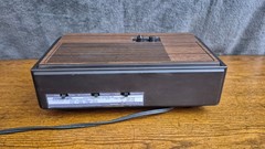Vintage &rsquo;70s Soundesign FlipClock AM-FM Radio Model 3545-B
