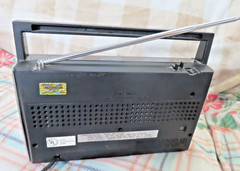 Vintage Realistic By Radio Shack 12-665 Portable AM/FM Radio, TESTED