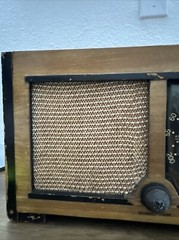 1946 Zenith Consolotone Radio Model 5D027Z Vintage