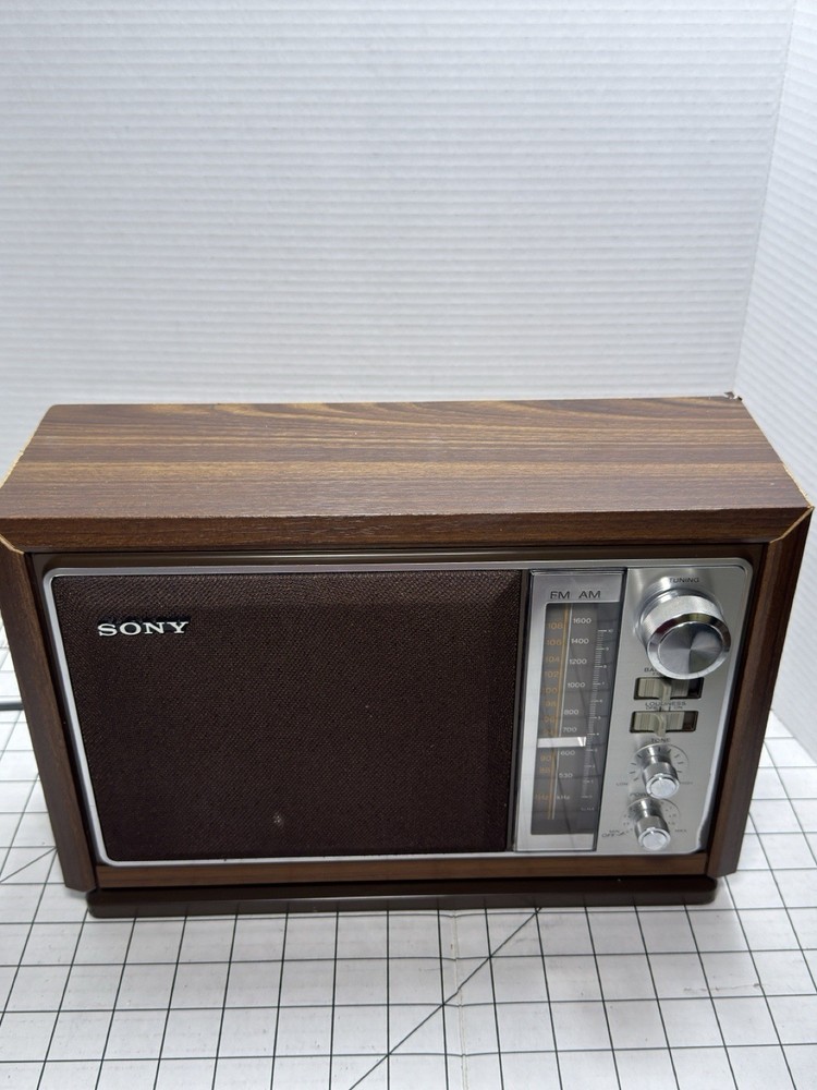 Vintage SONY AM/FM Desktop Radio ICF-9740W Wood Grain Tested Working