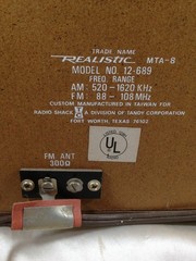 Vintage Realistic MTA-8 AM/FM Radio Model 12-689 Walnut Grain Powers On