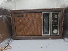 Vintage Wood Sony TFM-9450W AM/FM Radio