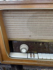 Grundig Majestic Tube Radio 2077 1950’s Tabletop AM/FM Shortwave Vintage Germany