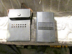 Vintage Hitachi TH-622 AM Radio Solid State MW Transistor 6 w/ Case