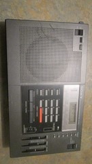Vintage SONY ICF-2001 FM/AM PLL Synthesized Receiver