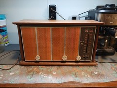 Zenith Solid State Z434 Radio Vintage Classic Tested
