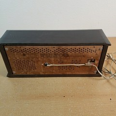 Vintage 1960s RCA Japan 16&Prime; Solid State Wood AM FM Tabletop Radio Pecan WORKS