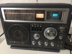 Vtg GE General Electric Model 7-2990A Portable 6 Band AM/FM Shortwave SW Radio