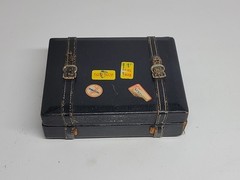Peerless Globe-Trotter Clock / AM Radio Vintage