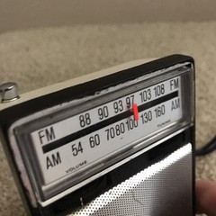 RCA Portable AM/FM Pocket Radio Vintage 1967 – Model RHM19 – « The Moppet » (READ)