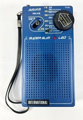 International NL-333 AM/FM Pocket Receiver Radio Hong Kong Tested Vintage